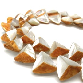 ABCGEMS Mexican Spiny Oyster Shell & Pacific Ocean Spiral Troca Shell Inlay (Extremely Rare) 3D Triangular Pyramid 6-Faces 20mm (20 Beads)