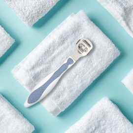 Titania Soft Touch Cone Cutter Removal of dead skin cells on the heels and soles of the feet / 티타니아 소프트터치 콘커터 발 발뒤꿈치 발바닥 각질 굳은살 제거