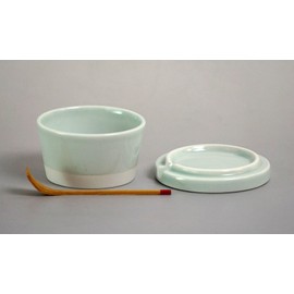 Hasamiyaki 14479 Essence es Sugar Pot, Celadon Glaze
