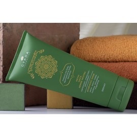 GYADA COSMETICS, Hyalurvedic Ayurvedic Strengthening Dressing, Professional Treatment for Fine and Weak Hair, Frizz with Methi, Maca, Neutral Henna, 200ml