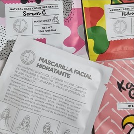 Paquete de 15 mascarillas coreanas faciales gran variedad rejuvenecedoras con múltiples beneficios para tu piel + REGALO 1 mascarilla de labios
