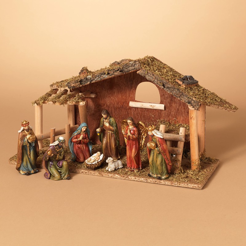15.25-Inch Long Moss Stable with Set of 9 Resin Figurines