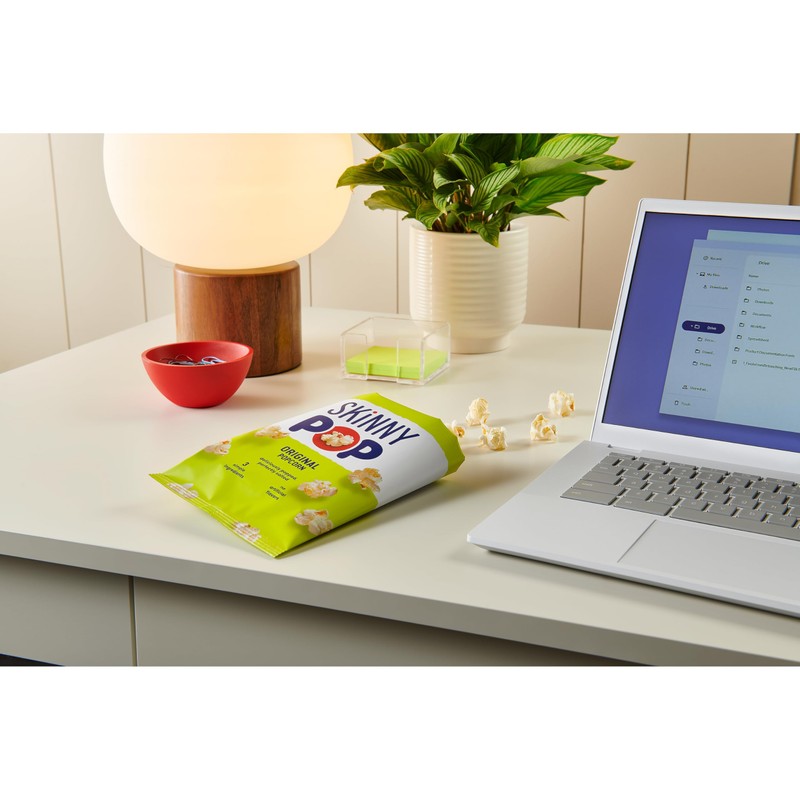 SkinnyPop Popcorn, Original, Whole Grain, Dairy-Free Snack, 0.65oz Bags (6ct)