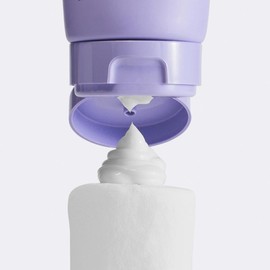 Flamingo Body Hair Removal Cream - Gentle Formula for Sensitive Skin - 200ml - Iris & Suede Scented - Safe Up to 7 Days - Includes Spatula for Touch-Free Application