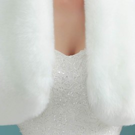 GUMEI Wedding Scarves and Wraps Women's Vintage White Plush Bridal Wrap Stole Scarf Long Sleeve Evening Party Cape Shrug Princess Thickened Warm Wedding Jacket