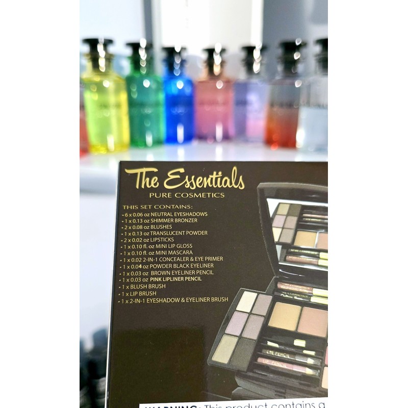 Pure Cosmetics Lano Company Pure Cosmetics The Essentials Travel Make