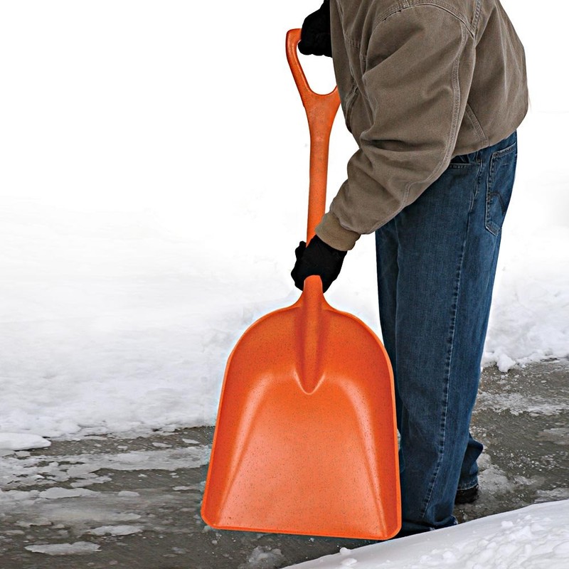 A.M. Leonard Poly Scoop Shovel, D-Grip Handle, 42 Inches Overall