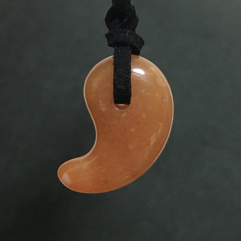 Natural Stone Magatama Necklace Peach Aventurine (1 Piece)