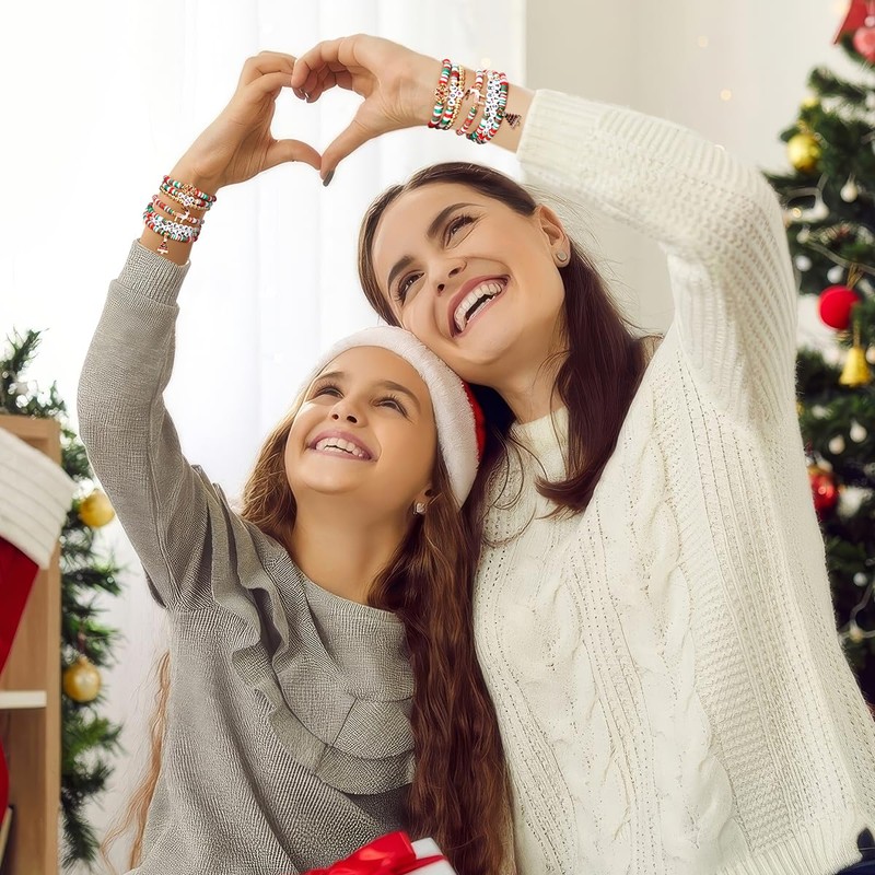 Emibele Christmas Clay Beaded Bracelets for Women 7pcs, Merry Christmas