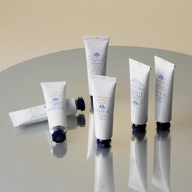 LOiViE Lotus & Incense Perfumed Hand Cream 35mL (Reformulated) - [Renewal] Lotus & Incense