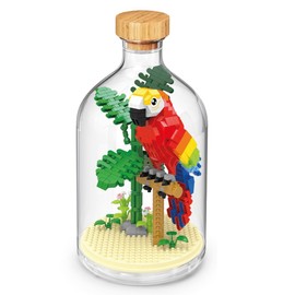 WiseHawk Kit of miniature blocks to assemble insects and small animals. Includes methacrylate bottle to protect the construction. Parrot