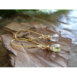 ⊹⊱☆ ★ GOLDENER TRANSPARENTER GLASTROPFEN ★ ☆⊰⊹ an goldenen, langen Kidney-Haken, Glas, gold und durchsichtig