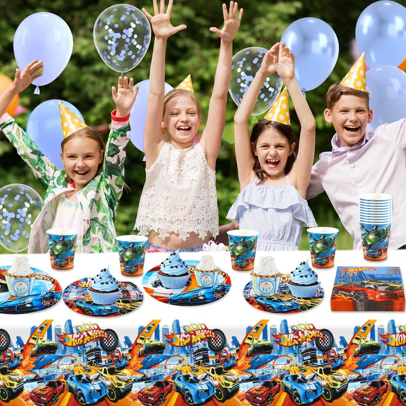 Chukua Children's Birthday Paper Plates