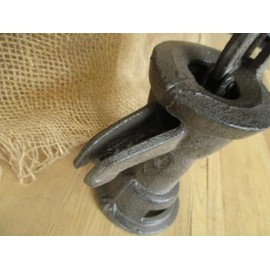 Vintage RUSTIC CAST IRON PUMP CISTERN WATER FOUNTAIN 9" TALL GARDEN FARM BATHROOM POND