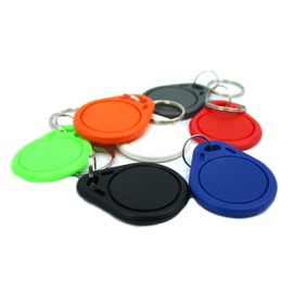 NFC Tag Pendant, 40 x 32 mm, NXP NFC Chip, 180 Bytes, 7 Colours, Ideal for Device/Profile Control (WLAN, Bluetooth, Apps), Compatible with All NFC Smartphones and Tablets, Pack of 7