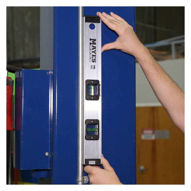 Mayes 10110 Aluminum 18 Inch Level, Proudly Made in USA