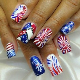 LBPEPAMZ 24Pcs Independent Day Press on Nails Medium Square Fake Nails with 4th of July Hat Design Blue Star French Tip Acrylic False Nails Colorful America Flag Full Cover Glue on Nails for Women