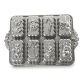 Nordic Ware Holiday Mini Loaves Pan