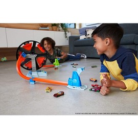 Hot Wheels Spinwheel Challenge Play Set for 5 Year Olds and Up, Multi