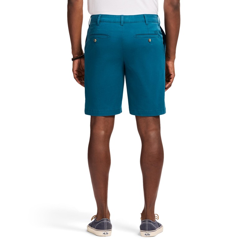 IZOD Men's Saltwater 9.5" Flat Front Chino Short, Solid Legion