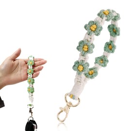 ZOKJSW Girls Key Chain Band Macrame Gift for Women Lanyard Short Pendant, multicoloured