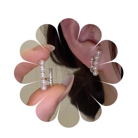 Vacaonio Vintage Pearl Earrings CZ Pearl Ear Claw Earrings Rhinestone Bar Stud Earrings Gold Crystal Climber Earrings Jewelry for Women