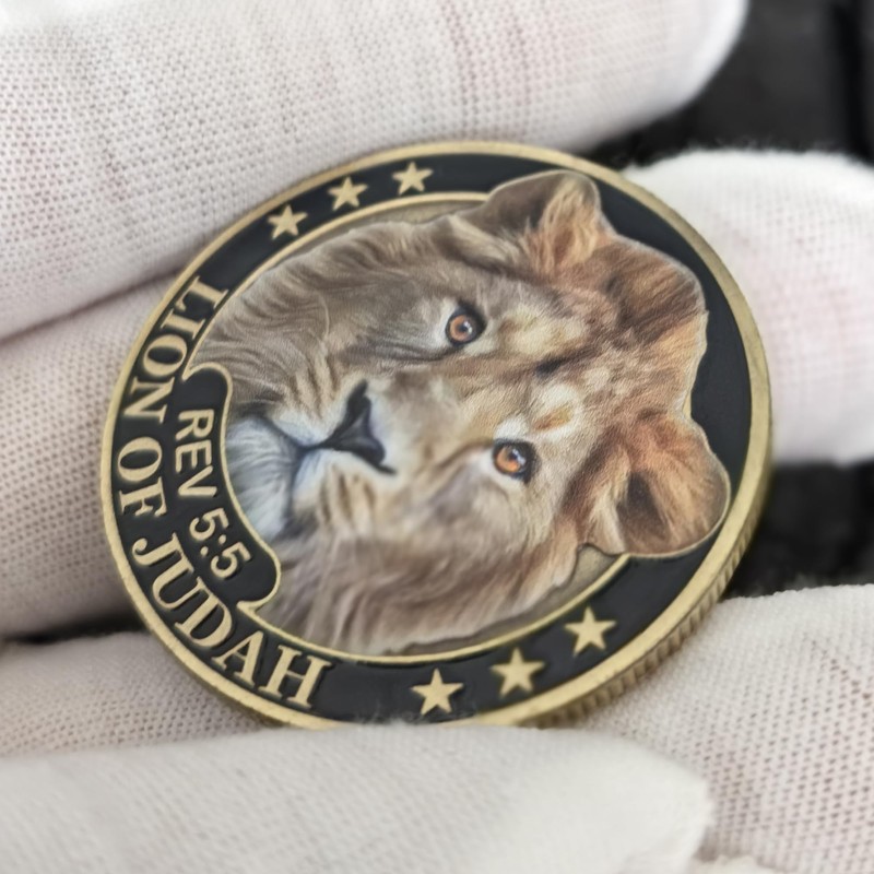 Lion of Judah Strength & Courage Challenge Coin Joshua 1:9