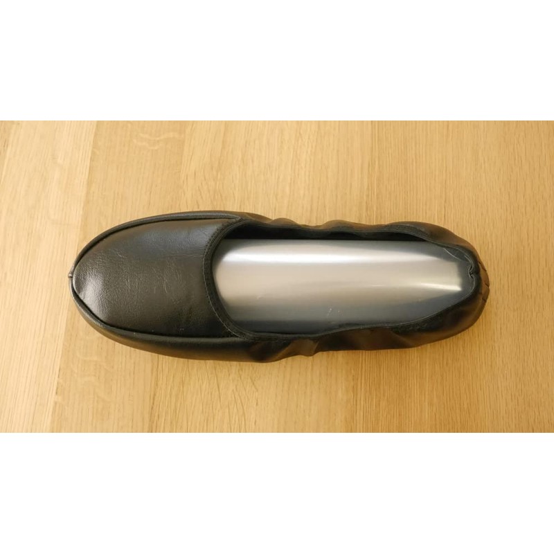 Chausse' 2s24-3,10,11 Portable Slippers, Gentleman's Knit Pouch/Leather Pouch, leather -