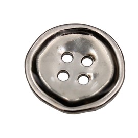 Hartmann-Knöpfe Pack of 6 Shiny Silver 4-Hole Buttons with Imperfect Shape, Available in 4 Sizes (6 Pieces) (17 mm)
