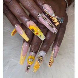 Set 10Pcs 3D Autum Sunflowers Flower -Nail Art Charms Handmade by Acrylic Powder Design Floral Salon Decor, 3D -Flowers -Nails -Charms -For Women Girls (Half Sunflower Autum -10Pcs)