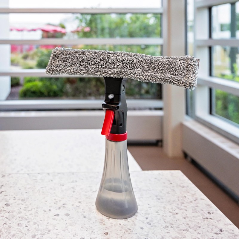 Libman 3-in-1 Window Squeegee Spray Tool – Spray Bottle with