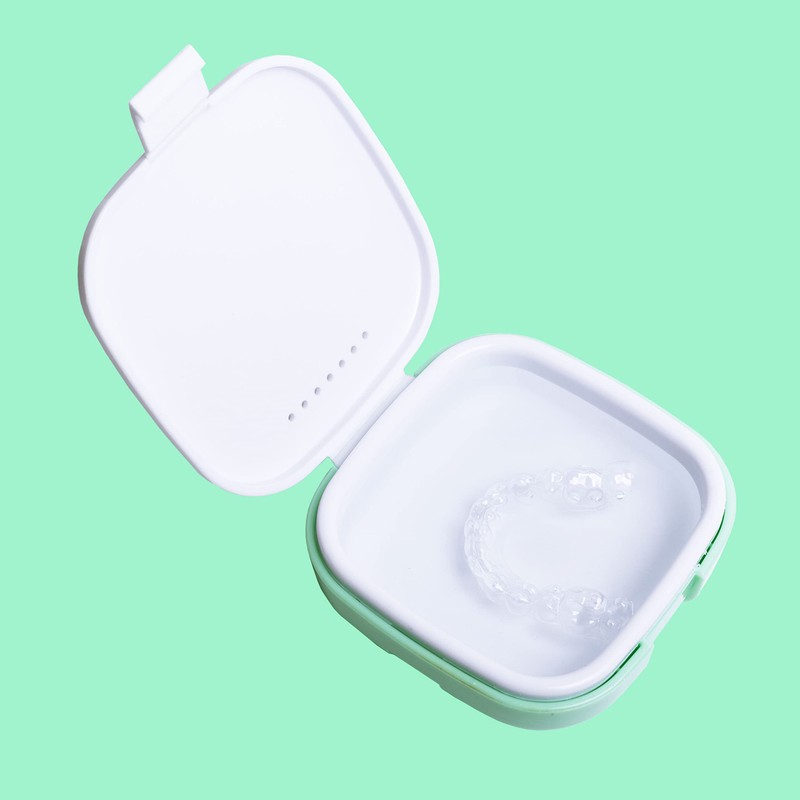 encase Dental Retainer Case with Dental Bath – Dual Purpose