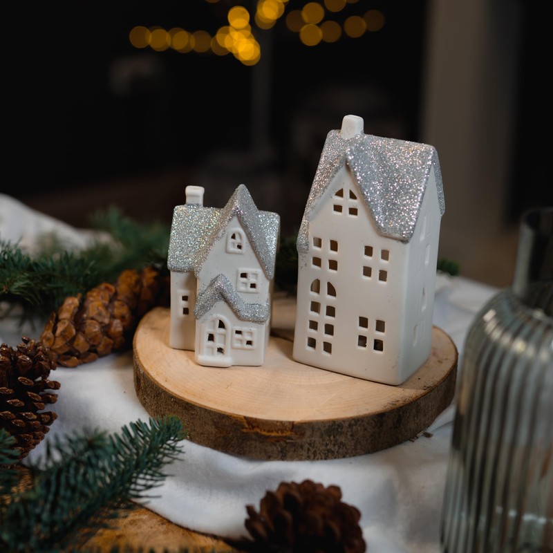 DARO DEKO Ceramic LED House Light House Silver Glitter Set