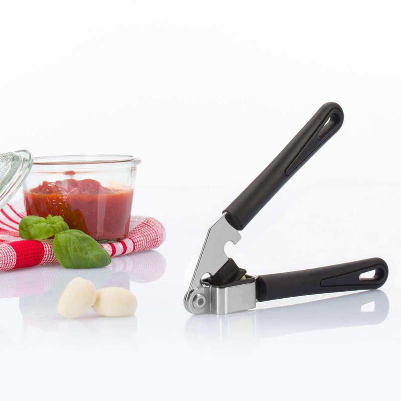 Westmark Gentle Tin Punch with Black Plastic Handle