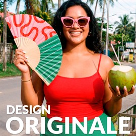 Fisura – Ventaglio in legno fantasia onde e righe rosa e verde, accessorio estivo moderno e vivace, con laccetto incluso, idea regalo donna, 42,5 x 23 cm