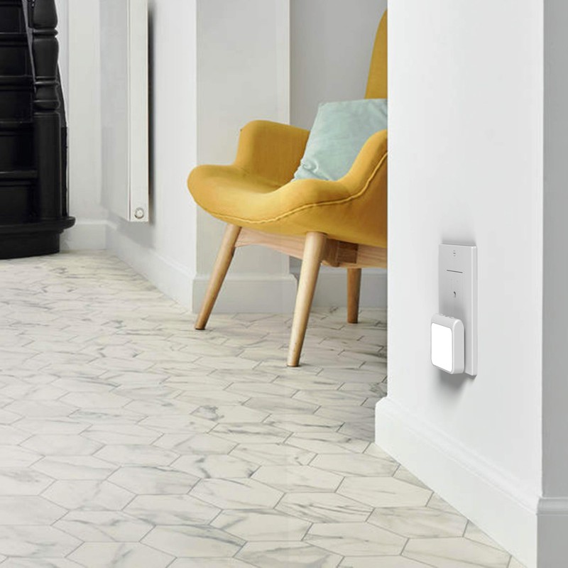 Solatec Plug-in Led Night Light with Auto Dusk to Dawn