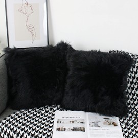 OYIMUA 2 Pieces Soft Decorative Cushion Covers Decorative Cushion Sheepskin Lambskin Faux Fur Long Hair Decorative Cushion Cover Faux Fur Sofa Cushion Cuddly Cushion (Black, 40 x 40 cm)