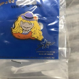 Vtg E.T. pin 1982 Movie Universal Studios For Backpack Hat Wig Bag ET NOS