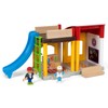 BRIO 33943 - Village Schule, bunt