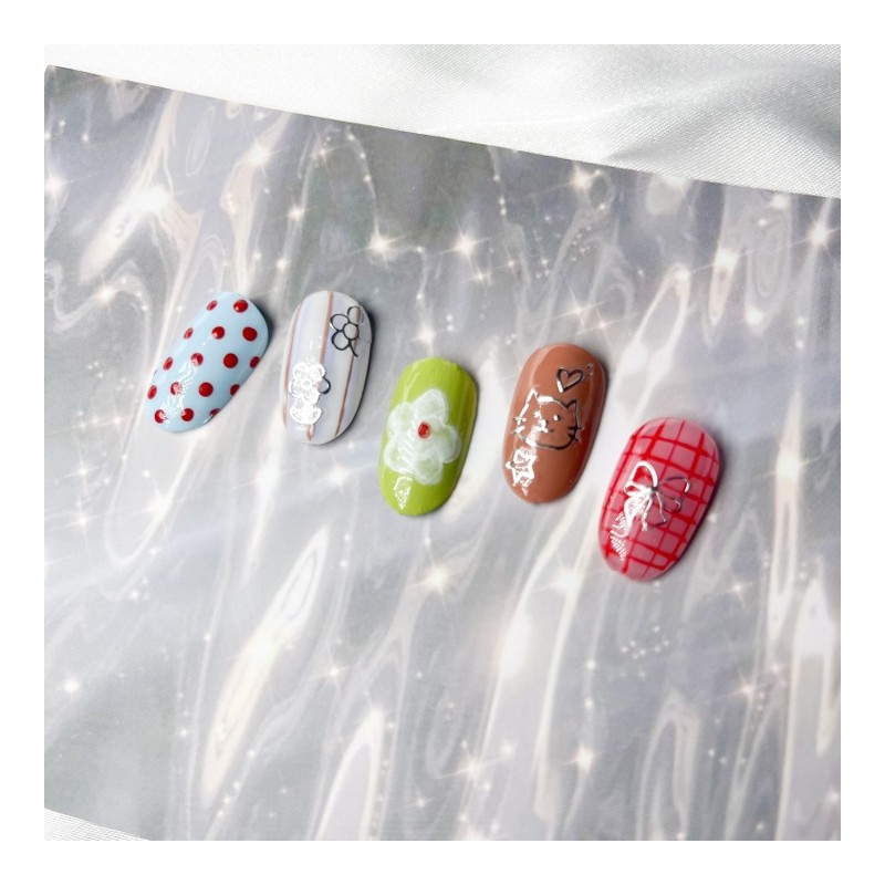 Cat, flower and checkered nail - round / 고양이와 꽃과