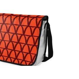 Le Jardin du Lin Digital Printed Messenger School Bags with Black Strap for Girls and Boys, Back to School, Messenger Bags for Students, Shoulder Bags, Size: 29 x 36 cm