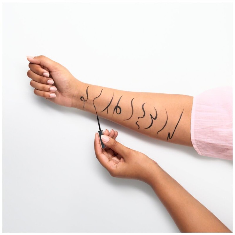 ess. eyeliner liquido efecto tinta