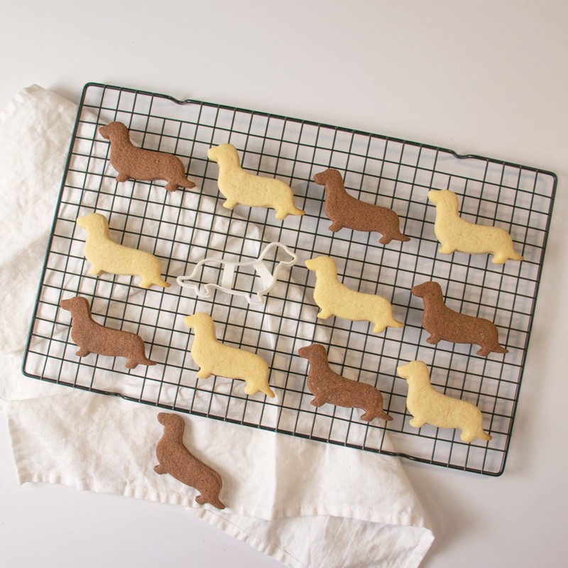 Dachshund Silhouette Cookie Cutter, 1 Piece. Bakerlogy