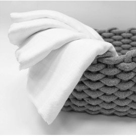 MuslinZ 2 pack EX Large 120cm Muslin Sqaures Bamboo/Organic Cotton mix Soft, Cosy, Multi-Use (White)