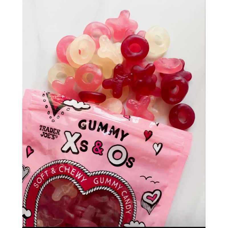 Trader Joe's xo Gummy Candy in X's & O's, 14
