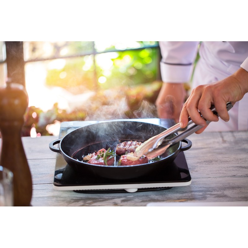 HIC Kitchen Spring Locking Food Tong for Kitchen and Barbecue,