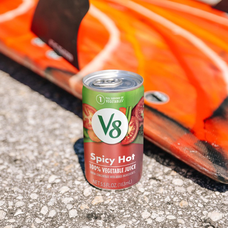 V8 Spicy Hot 100% Vegetable Juice, 5.5 fl oz Can