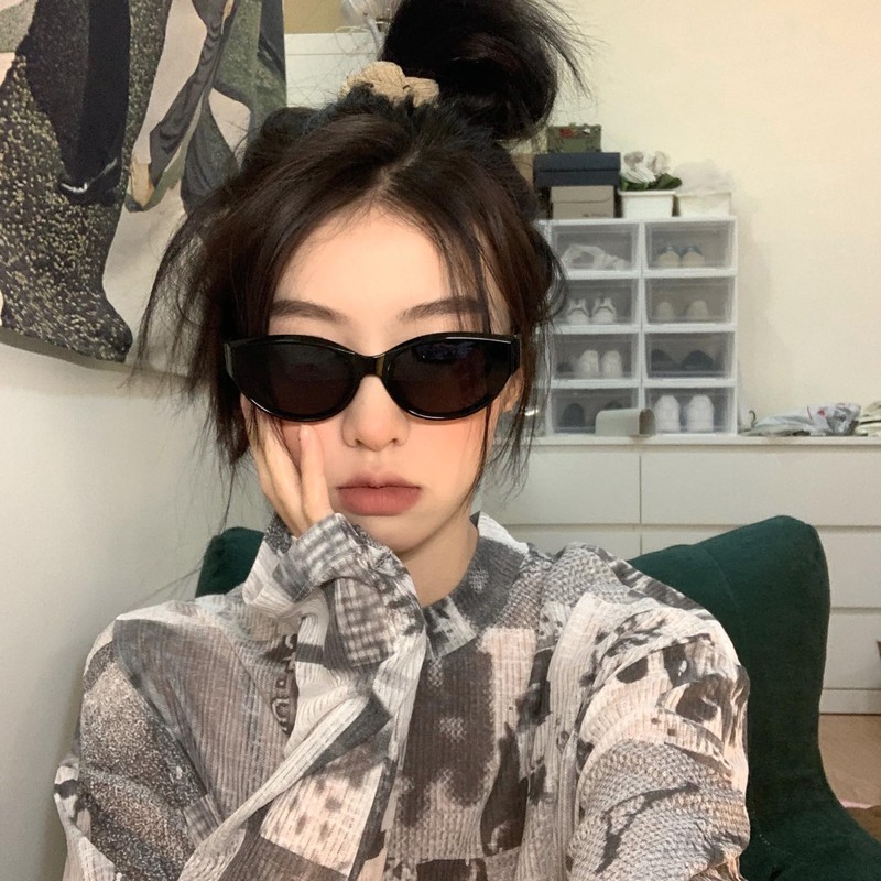 88flix Korean Women's Sunglasses, Sunglasses for Women, UV Protection, Slim,