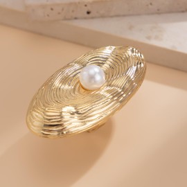KONPJE Gold Chunky Pearl Statement Rings for Women Vintage Pearl Finger Rings Chunky Round Oval Pearl Rings Adjustable Open Rings Fashion Statement Jewelry (oval)