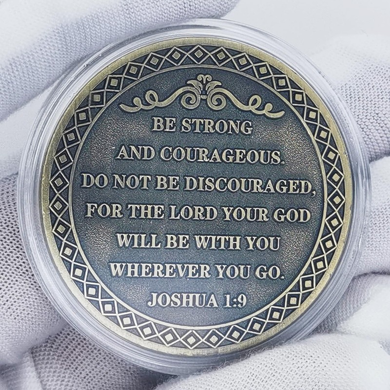 Lion Religious Challenge Coin - Psalm 31:24 & Joshua 1:9